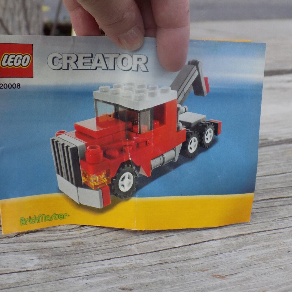 LEGO CREATOR BOOKLET